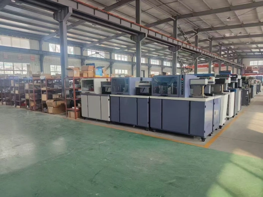 How many hours does a CO2 laser tube last?